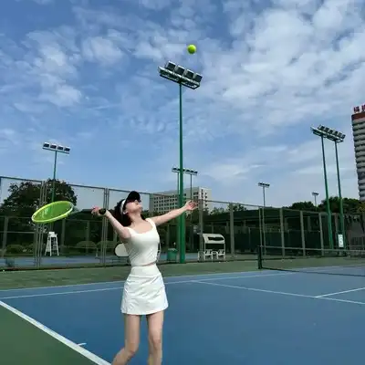 白玲